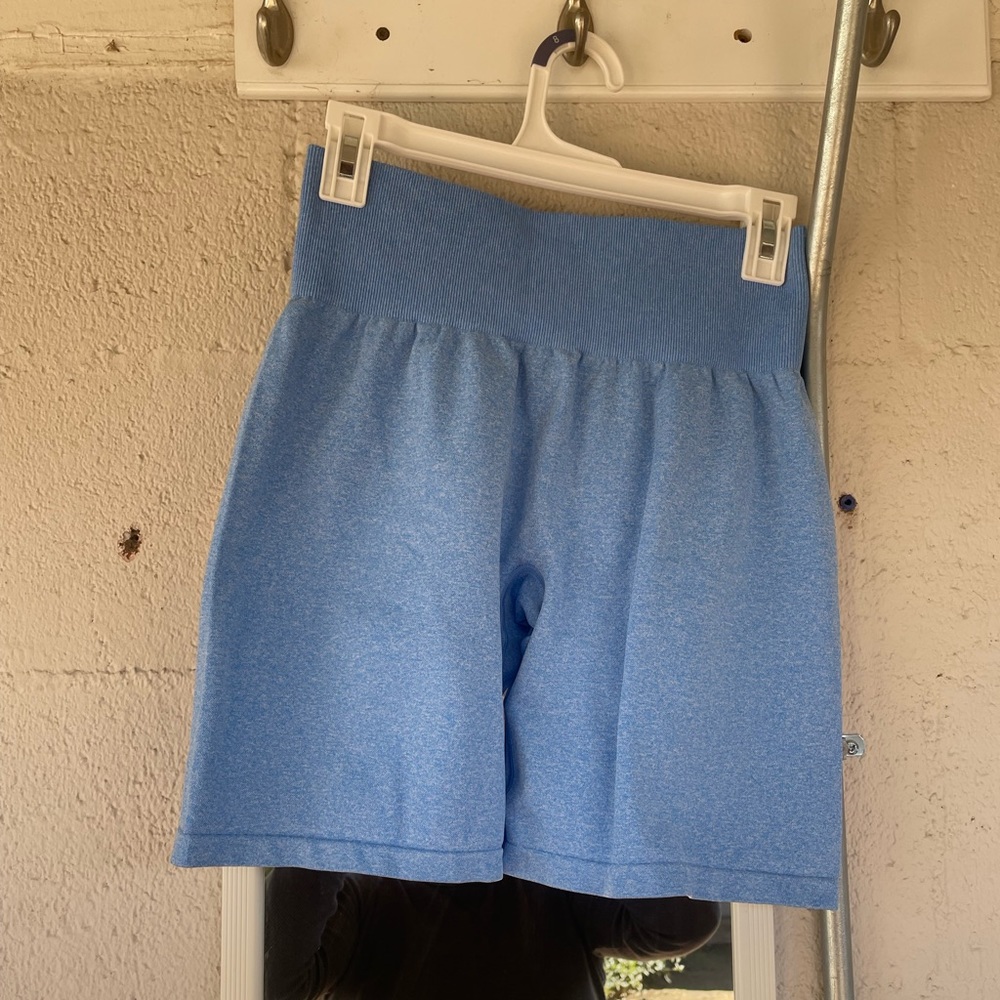 Bike shorts with boogie scrunch